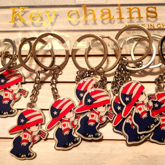 Puerto Rican Boy with Cap and Flag .Keychain 1 Dozen. ๐ต๐ท๐ต๐ท๐ต๐ท๐ต๐ท - Picture 2 of 2